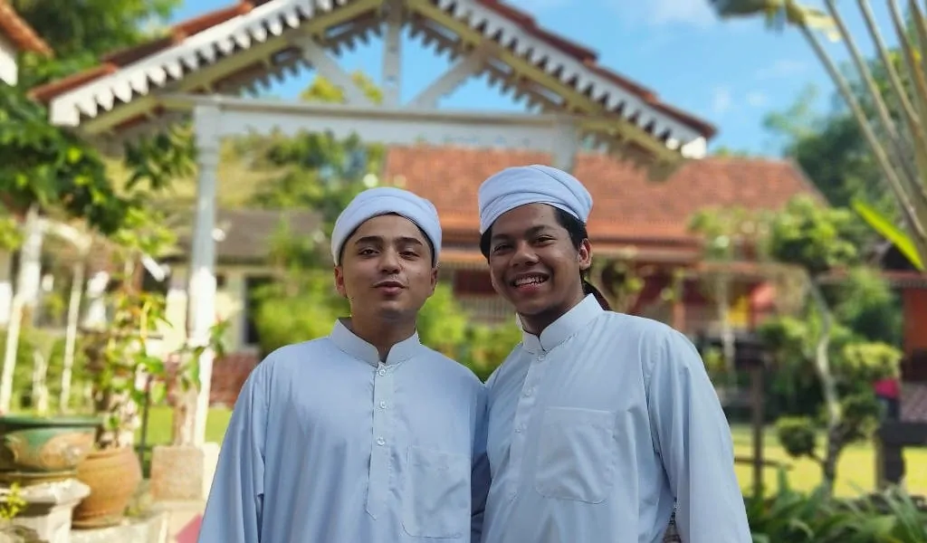 bacalah dengan nama tuhanmu