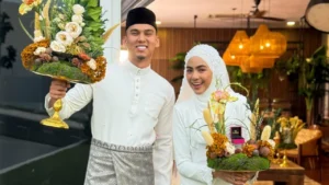 Rumi Disebalik Jendela